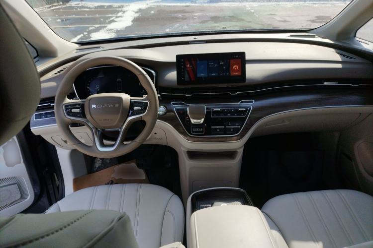 Used Roewe iMAX8 2023 400TGI Elite Edition
