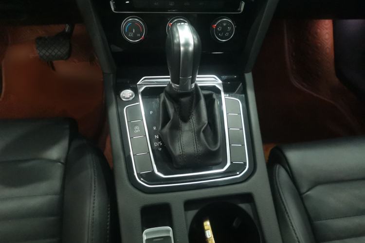 Used Volkswagen Magotan 2019 330TSI DSG Leading Model China VI Standard