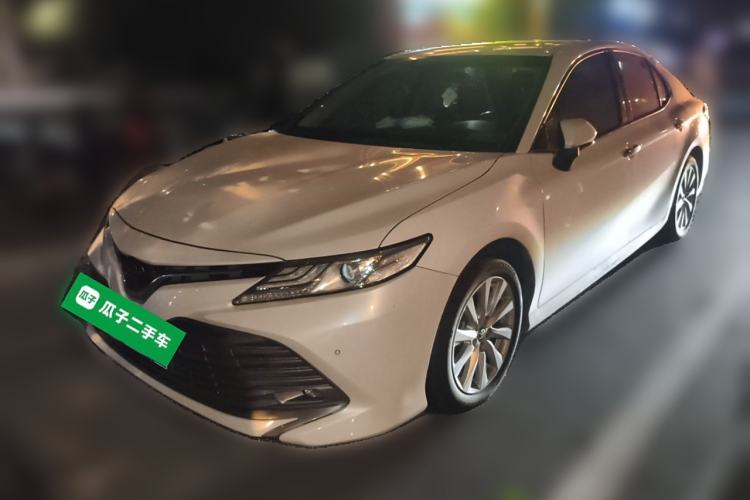 Used Toyota Camry 2018 2.0G Luxury Edition

