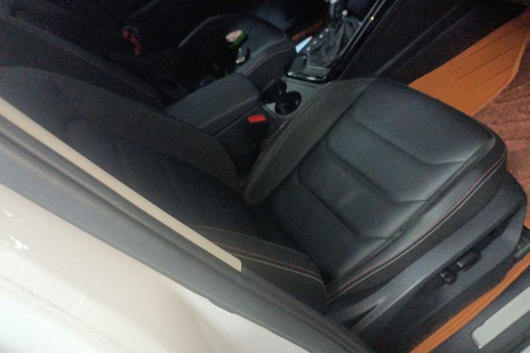 Used Volkswagen Tayron 2020 280TSI Two-Wheel Drive Luxury Connect Edition
