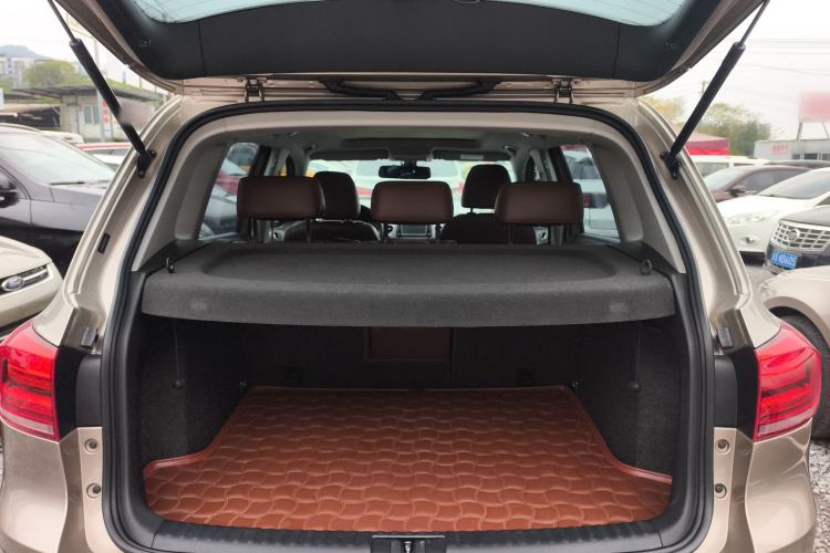 Used Volkswagen Tiguan 2015 1.8TSI Automatic All-Wheel-Drive Luxury Model