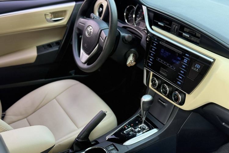 Used Toyota Corolla 2017 Revised Version 1.2T S-CVT GL