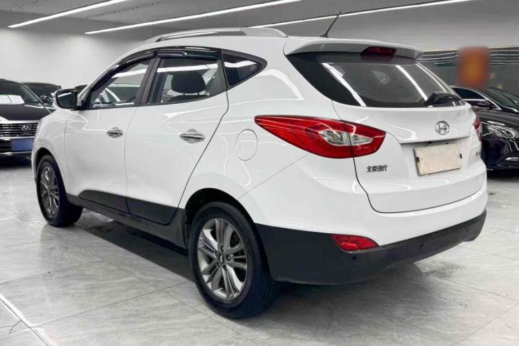Used Hyundai ix35 2013 2.0L Automatic Two-Wheel Drive Smart GLS China IV Standard
