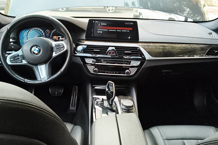 Used BMW 5 Series 2018 525Li M Sport Package
