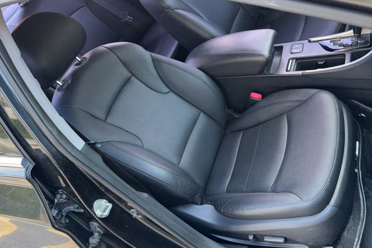 Used Hyundai Sonata 2013 2.0L Automatic Luxury Edition
