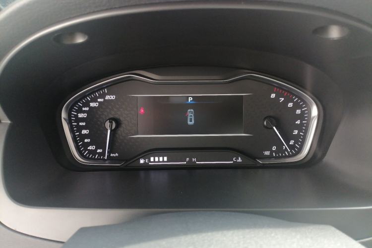 Used SAIC MAXUS G20 2023 Facelifted ES 2.0T Gasoline Automatic Value Edition
