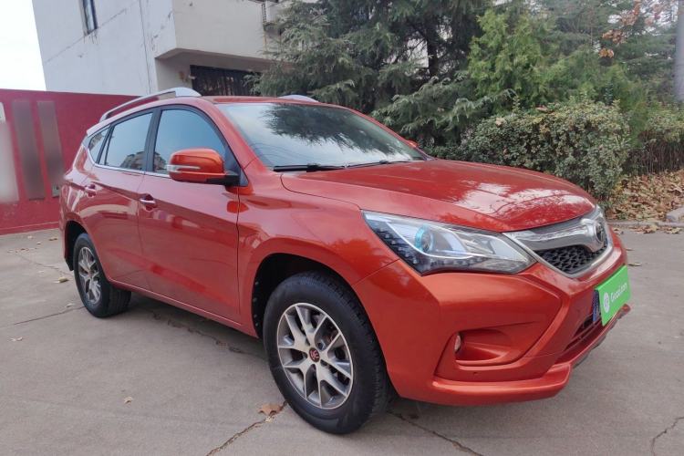 Used BYD Song 2016 Gaishi Edition 1.5TID Automatic Leading Model
