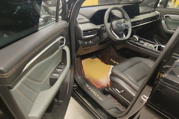 Used Geely Auto Haoyue L 2023 2.0T DCT Prestige Edition
