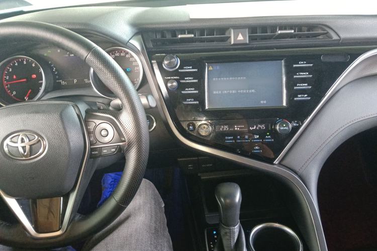 Used Toyota Camry 2018 2.0S FENGSHANG Edition