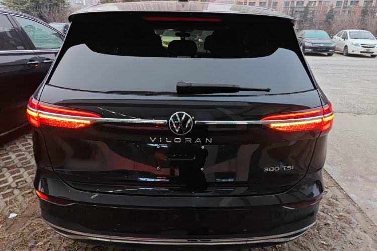 Used Volkswagen Viloran 2024 380TSI Premium Edition
