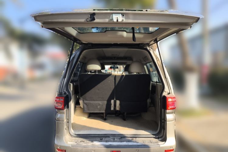 Used FORTHING Lingzhi 2020 M5L 1.6L Luxury 7-Seater