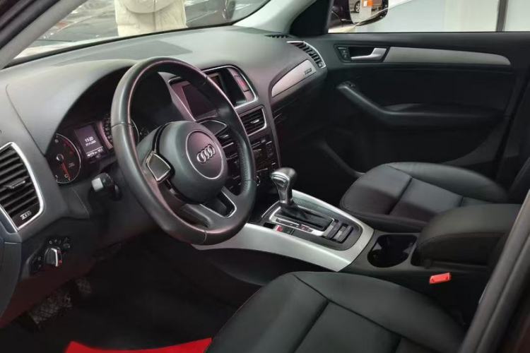 Used Audi Q5 2015 40 TFSI Trendy Edition
