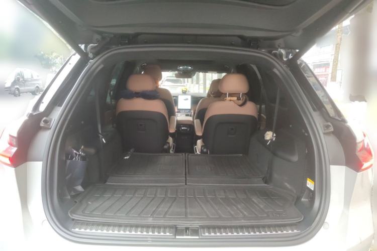 Used Nio ES8 2020 580 km Range Signature Edition Six-Seater Version
