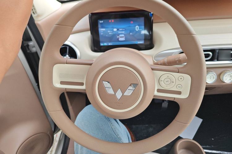 Used Wuling Hongguang MINIEV 2025 Four-Door Version Advanced Edition
