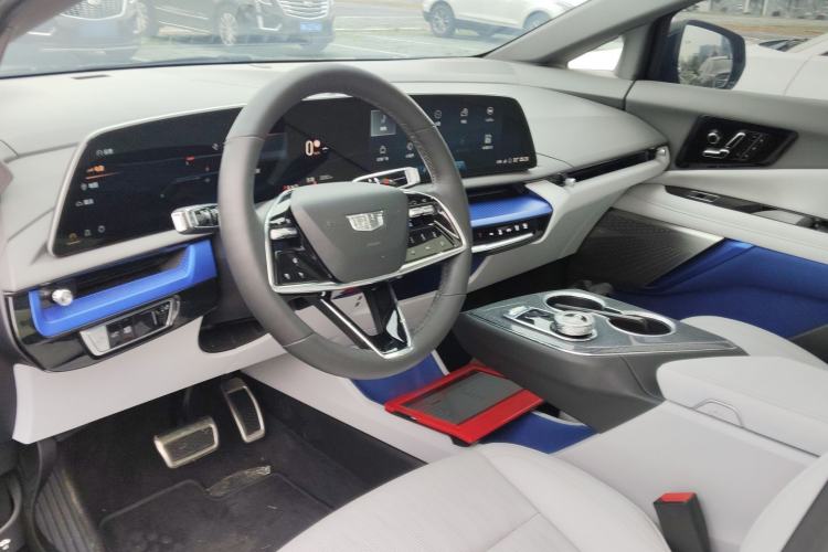 Used Cadillac OPTIQ 2024 Standard Range Version