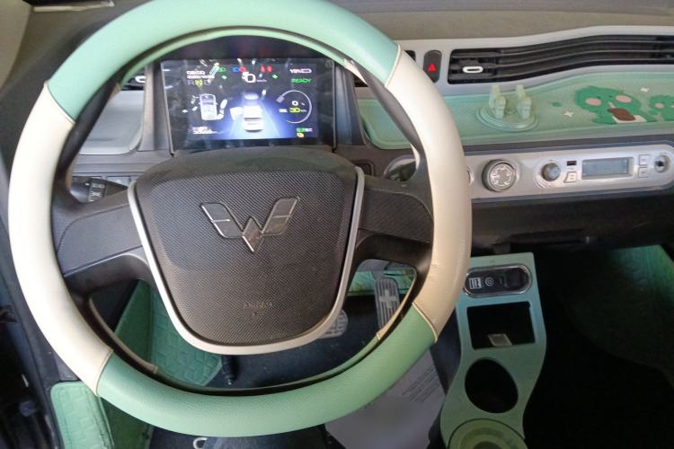 Used Wuling Hongguang MINIEV 2022 Macaron Premium Model – Lithium Iron Phosphate
