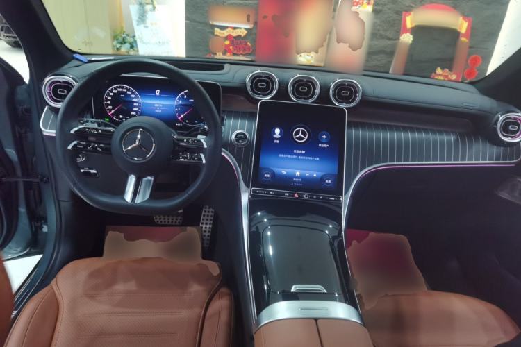 Used Mercedes-Benz GLC 2025 GLC 300 L 4MATIC Luxury Model 5 Seats