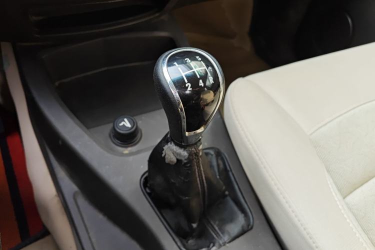 Used Wuling Hongguang 2014 1.5L S Standard Version
