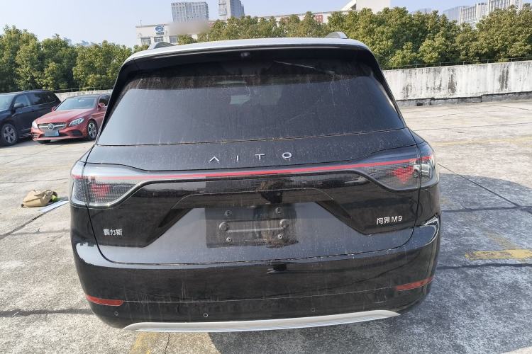 Used Hima AITO M9 2024 All-Electric Ultra Version 100 kWh 6-Seater Model
