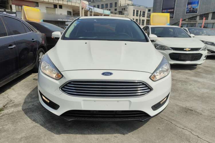 Used Ford Focus 2017 Sedan 1.6L Automatic Fashion Edition Smart Drive Version
