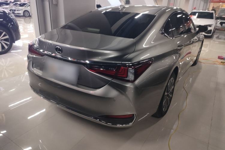 Used Lexus ES 2022 200 Excellence Edition