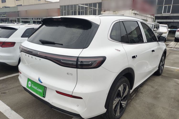 Used  E5 2024 530km Starship Edition