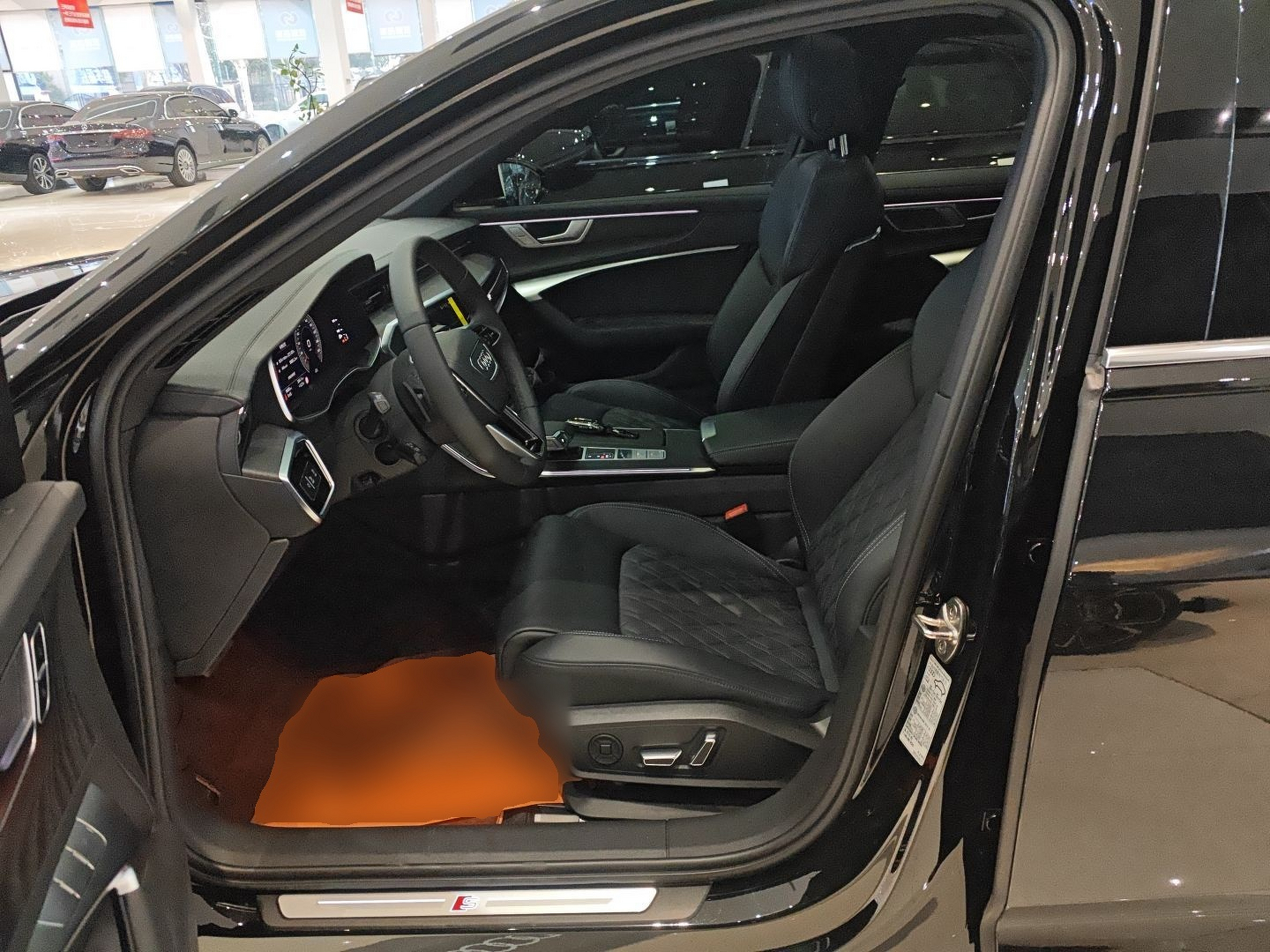 المقاعد الأمامية داخل السيارة