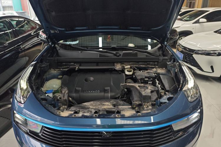 Used Lynk & Co 01 2019 2.0T Two-Wheel Drive Zhaopu Version China VI Standard
