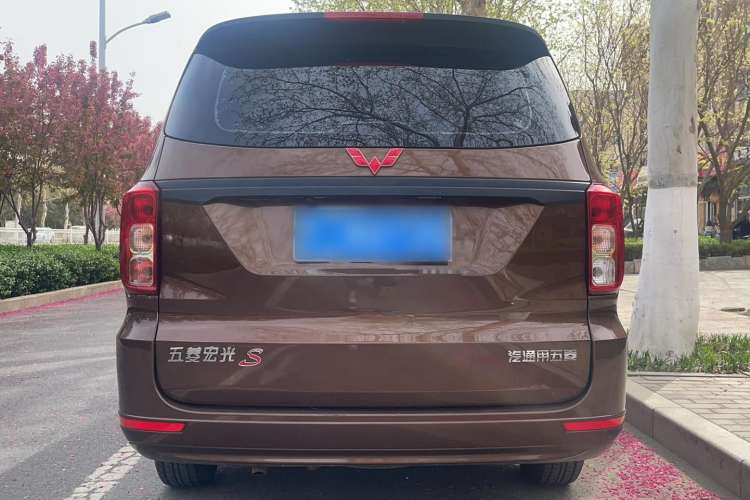 Used Wuling Hongguang 2021 1.5L S Base Version LAR
