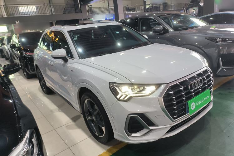 Used Audi Q3 2021 35 TFSI Fashion Dynamic Model