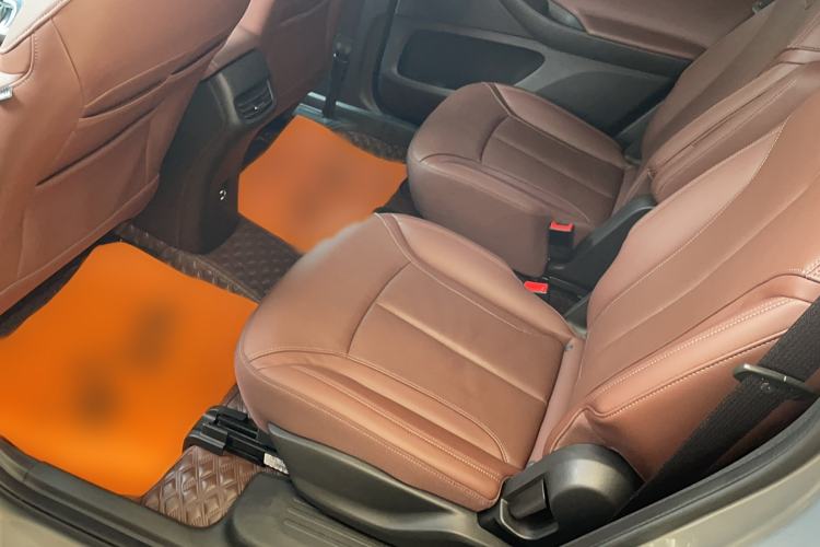 Used Buick GL6 2019 18T 6-Seater Connected Luxury Version China VI Standard
