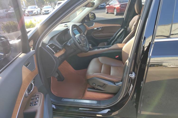 Used Volvo XC90 2020 T6 Zhiyi Luxury 7-Seater

