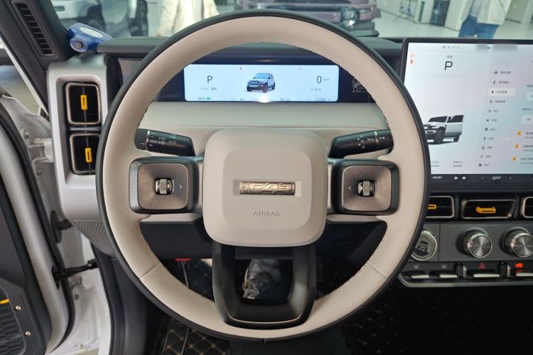 Used  V23 2025 550 Two-Wheel Drive Intelligent Driving Version
