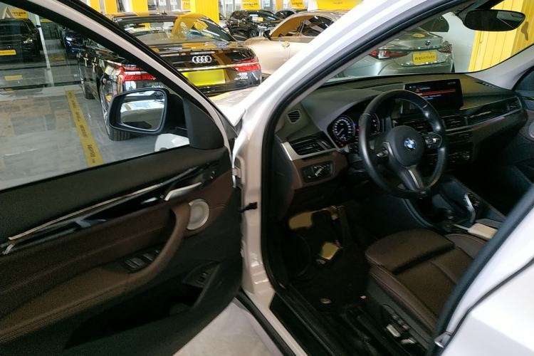 Used BMW X1 2022 sDrive25Li Leading Model