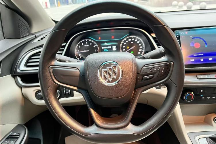 Used Buick GT 2017 15N Automatic Elite Version
