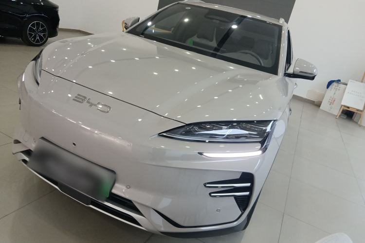 Used BYD Song PLUS New Energy 2025 EV Intelligent Driving Version 520km Premium Model

