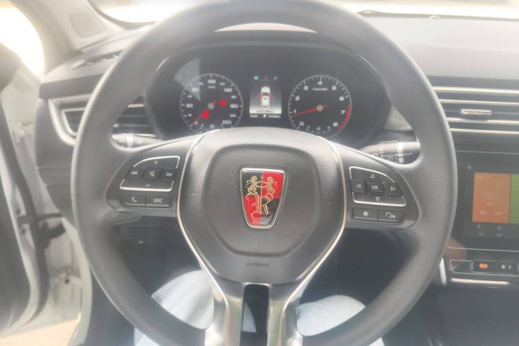 Used Roewe i5 2019 1.5L Automatic 4G Connected Langyue Edition
