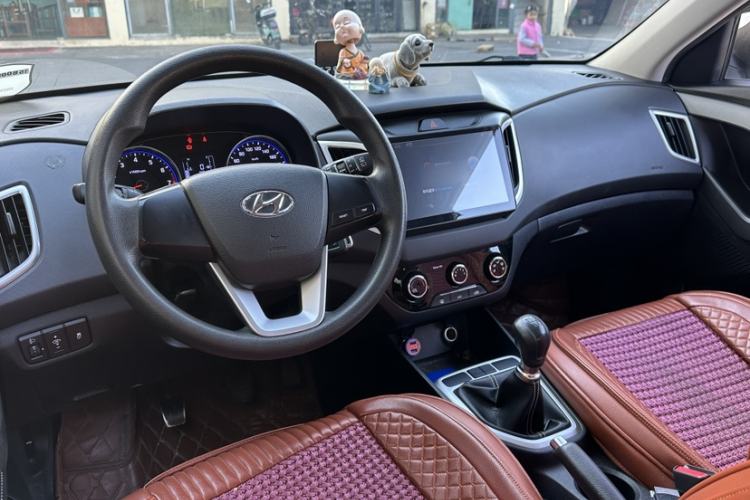 Used Hyundai ix25 2017 1.6L Manual Fashion Model
