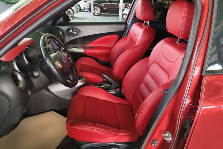 Used Infiniti ESQ 2014 1.6L Spontaneous Edition
