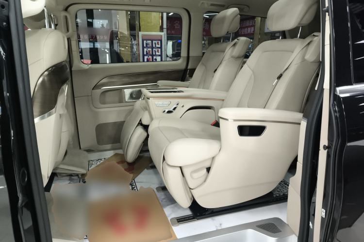 Used Mercedes-Benz V-Class 2022 V 260 Prestige Edition
