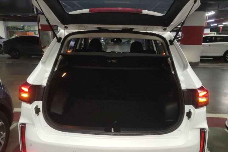 Used Bestune T33 2019 1.6L Manual Luxury Edition China V