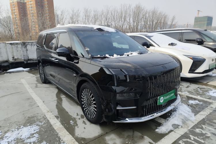 Used Zeekr 009 2024 7-Seater Walk-Through Version Four-Wheel Drive 108 kWh