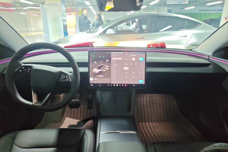 Used Tesla Model 3 2025 Rear-Wheel-Drive Version
