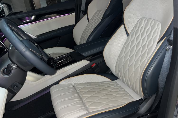 Used BYD Tang New Energy 2022 DM-p 215KM Four-Wheel Drive Flagship Model
