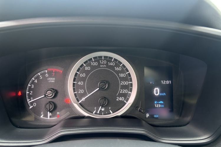 Used Toyota Levin 2021 185T CVT Luxury Edition
