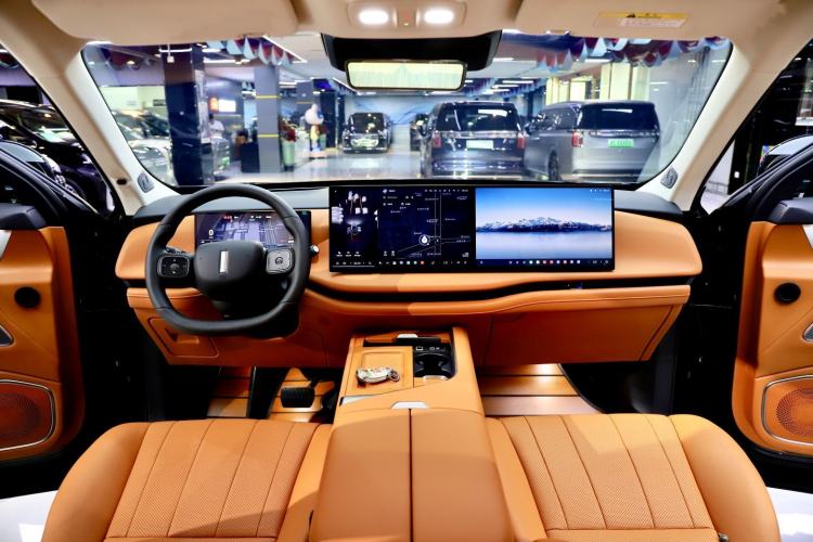 Used Wey Lanshan 2025 Four-Wheel Drive Max