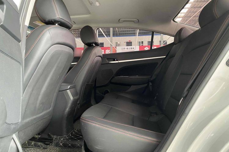 Used Hyundai Elantra 2016 1.6L Automatic ZhiXuan – Elite Version

