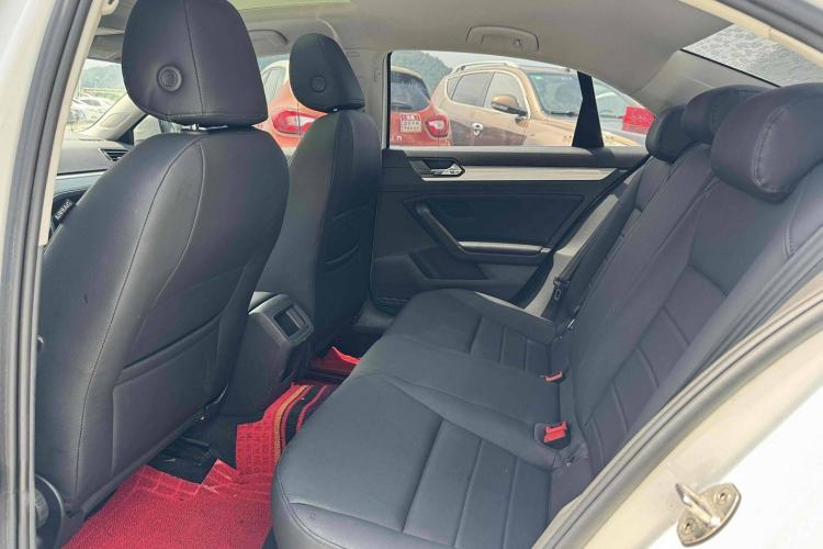 Used Volkswagen Lamando 2021 230TSI DSG Fashion Edition
