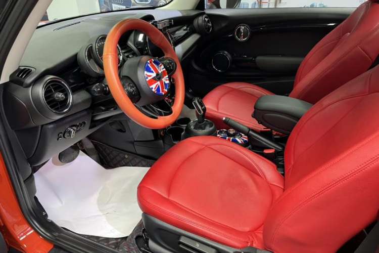 Used  MINI 2018 1.5T ONE PLUS
