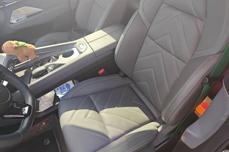 Used Zeekr 001 2023 WE Edition 86 kWh